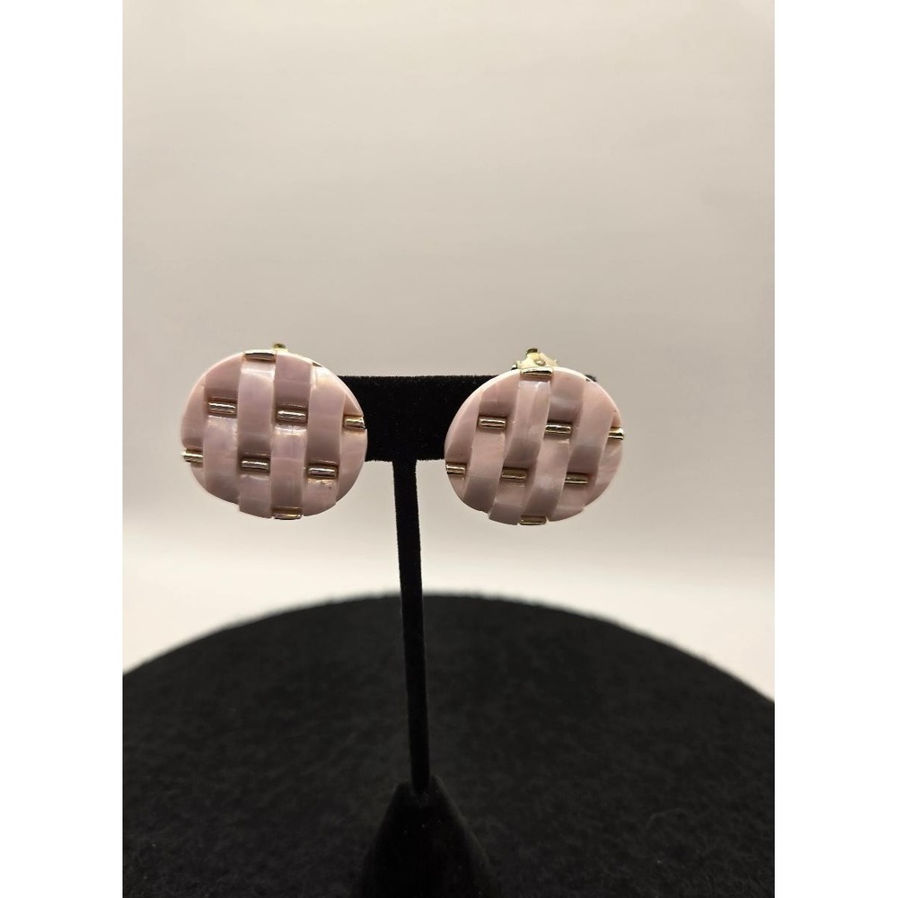 Vintage Pink Moonglow Thermostat Basket Weave Clip-On Earrings Unbranded